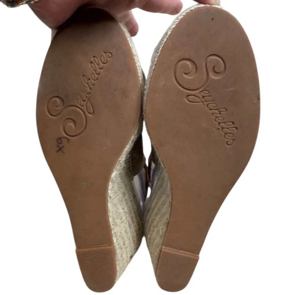 Seychelles Charismatic Taupe Suede Espadrille Wedge Sandals Women’s Size 9